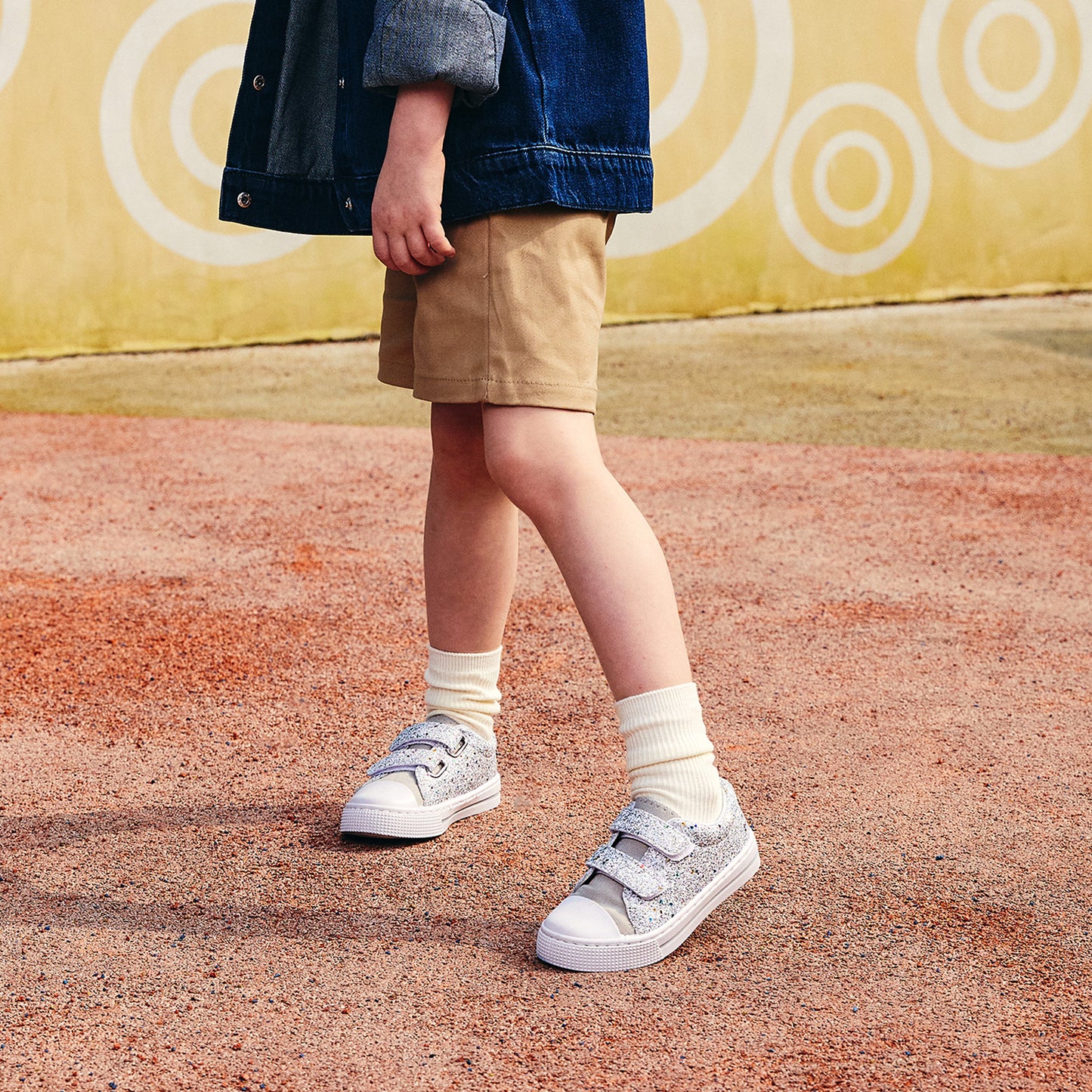 silver glitters dual straps sneakers