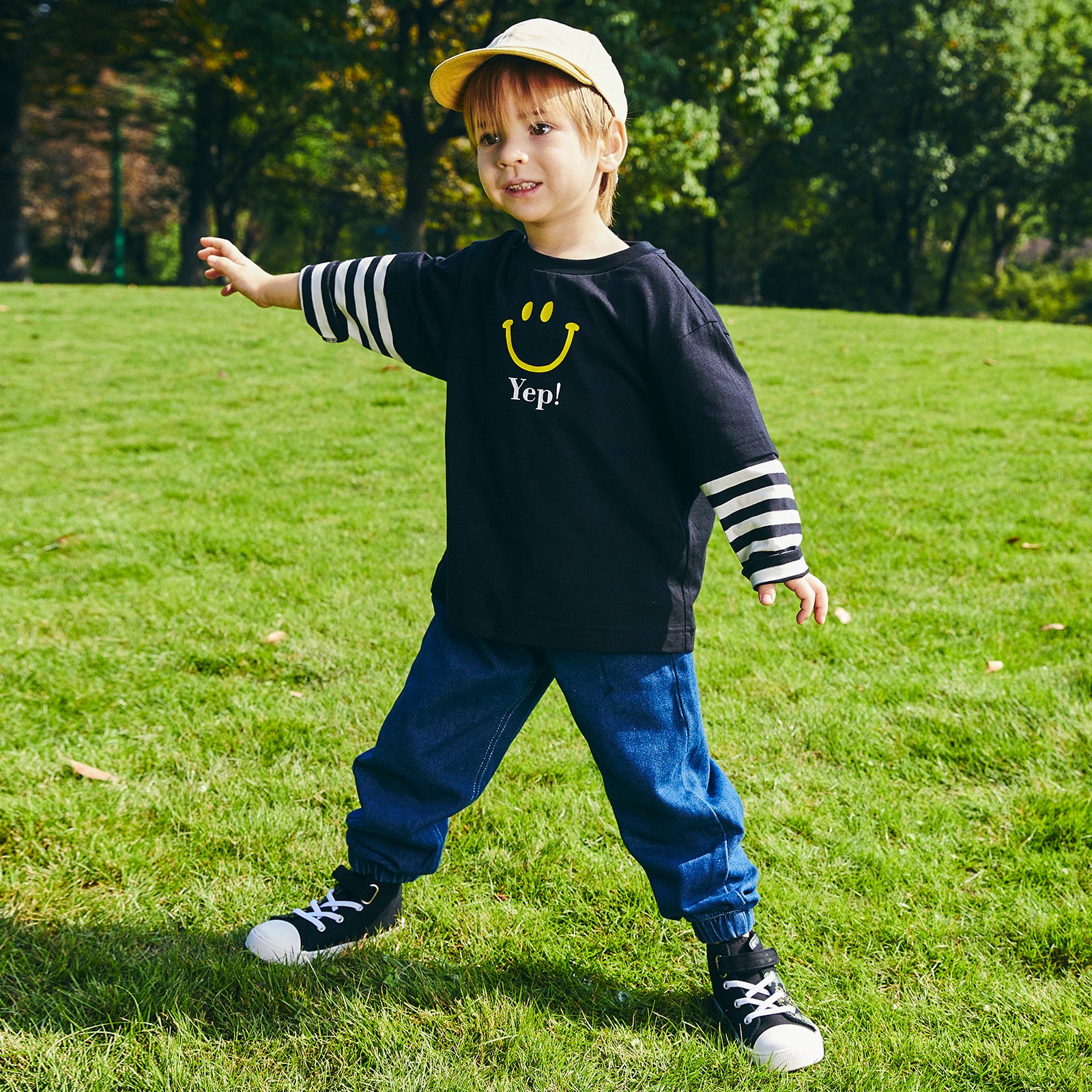 Velcro Hat Shark Light Up High Top Canvas Sneakers