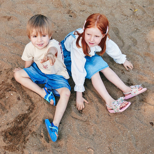 Let Them Play Freely – Kids Sandals That Move with Them